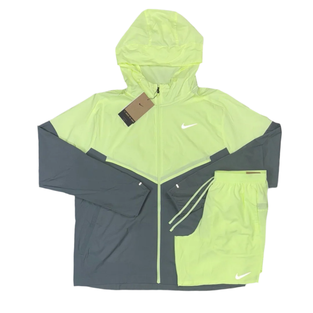 Nike - Barely Volt Set