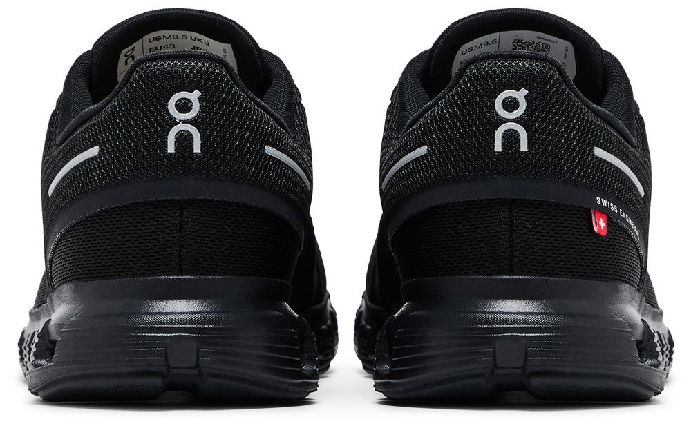 ON Cloud 6 'Triple Black'