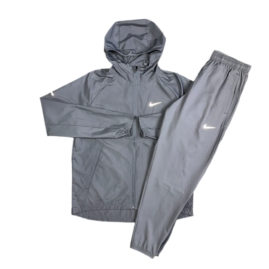 Nike - Grey Repel Jacket / Grey Challenger Pants Set